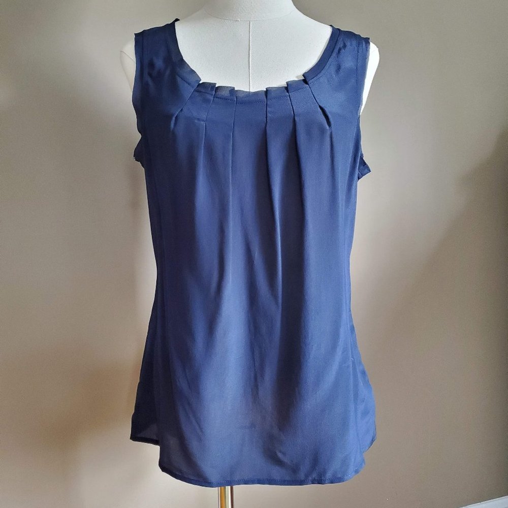 Tory Burch 100% Silk Sleeveless Solid Top sz 6